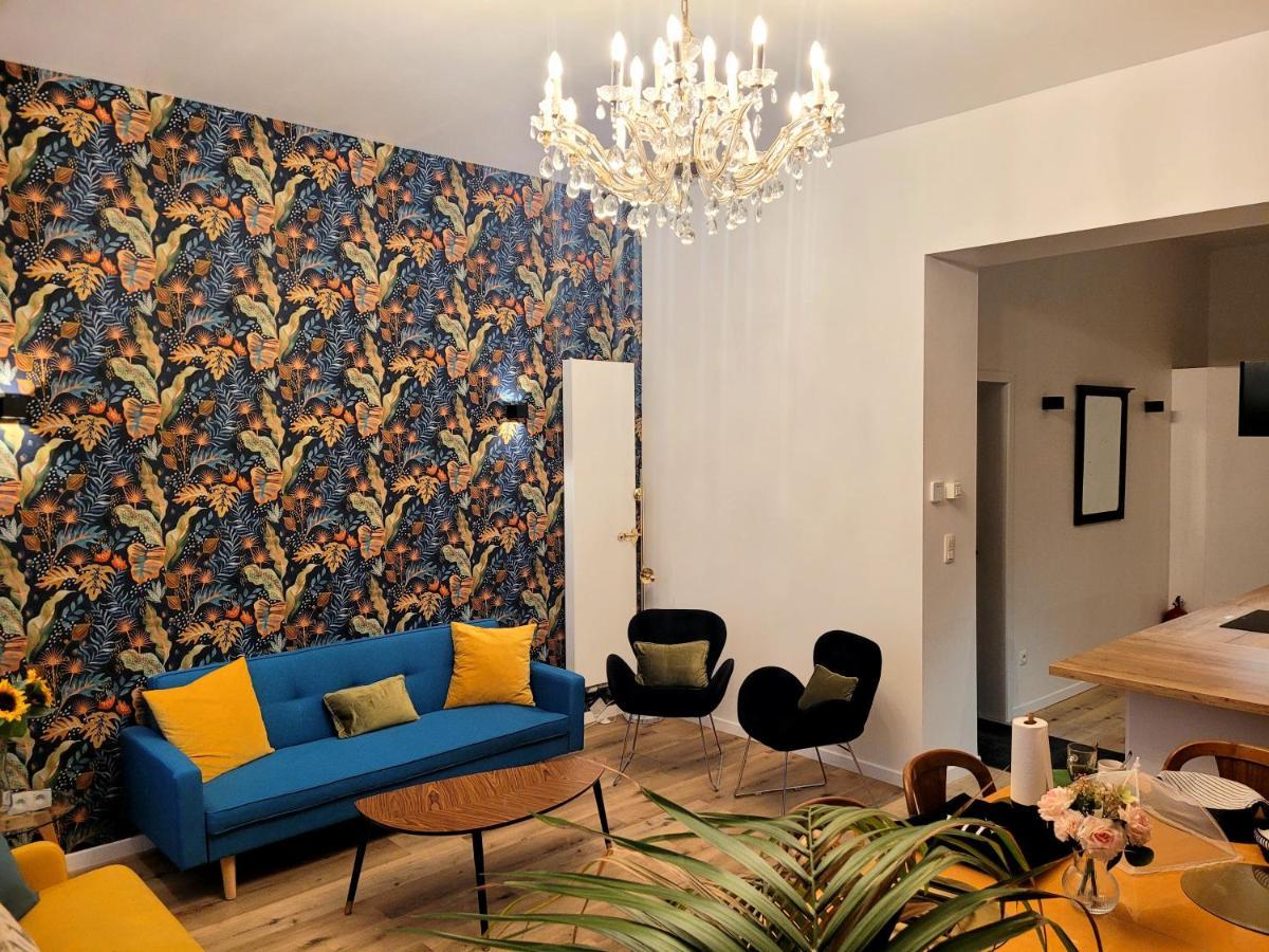 Brand New Camelia Room With Private Bathroom Bruxelas Exterior foto