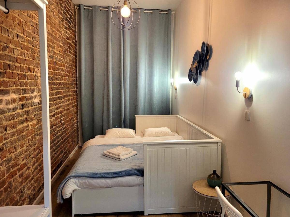 Brand New Camelia Room With Private Bathroom Bruxelas Exterior foto