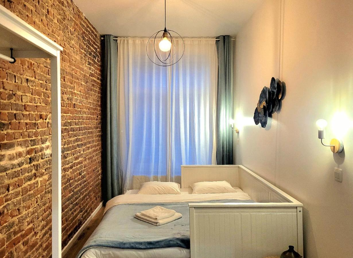 Brand New Camelia Room With Private Bathroom Bruxelas Exterior foto