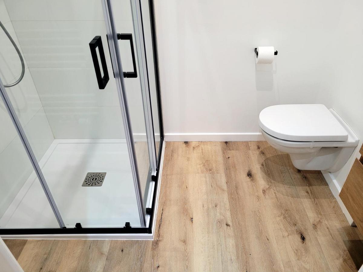 Brand New Camelia Room With Private Bathroom Bruxelas Exterior foto
